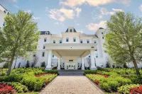 The Riding Academy Hotel - Parking