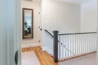 Beautifully Remodeled Colonial Charmer - 3 Bed, 2 Bath Near Tuscan Village! - Wi-Fi