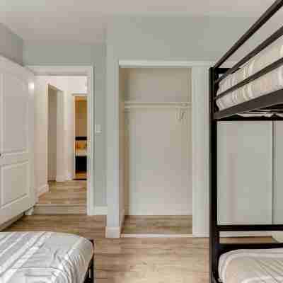Modern 3 Bedroom Apartment in San Fernando Rooms