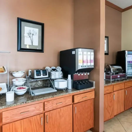 Comfort Suites