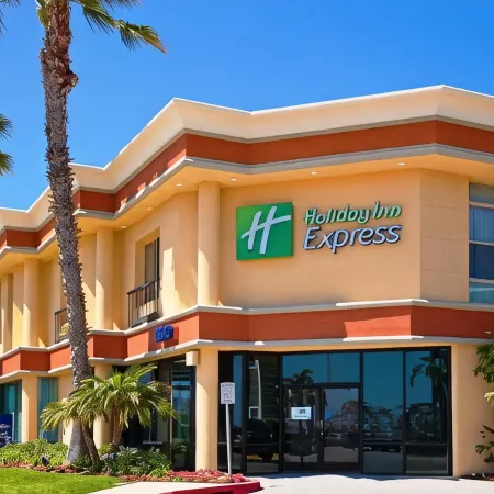 Holiday Inn Express NEWPORT BEACH by IHG