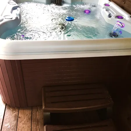 Gorgeous Hocking Hills Lake Front Cabin Right On Lake Logan - Near All The Sites