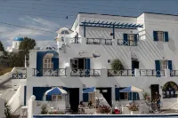 Breaq Santorini Hotel