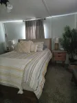 No Pets/Non Smoking 3-Bedroom Home in Counce with WiFi, AC - 3つ星