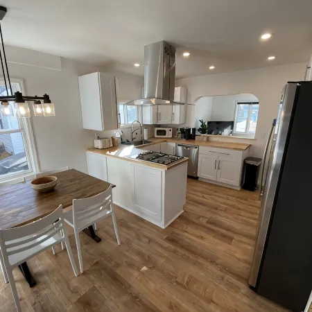Cute centrally located home!
