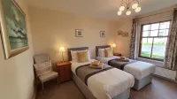 2 bedroom garden apartment, Crail, Roseford Apartment with private parking