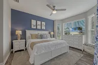 Luxury GreenLinks Condo: Top Rated Golf, Resort Pool,LakeView - close to beaches - 4-Star