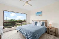 Sea Breeze - Spacious home with lovely ocean views - 4-Star