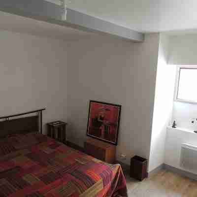 Charming apartment on the 1st floor, St Goustan port of Auray. Rooms