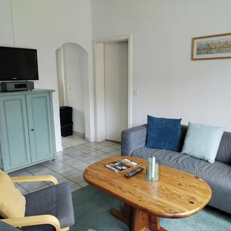 Tastefully decorated - Husum / North Sea - 200m from the sea - 2-6 people Отели в г. Зимонсберг