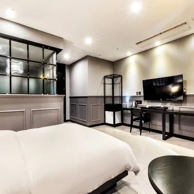 호텔 세느 코지 주변 호텔