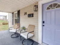 The Periwinkle Cottage, 3BR, 2BA Fort Mill Retreat. Close to Downtown! Hoteles en Fort Mill