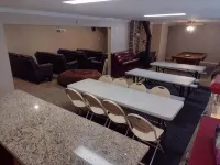 4B Miracle Lodge-Indoor Court-Stay&Play Together-Staycation/Reunions/Events/Ski Hotels in South Jordan