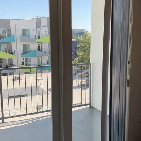 Spacious & Modern 1BedRM in Noho
