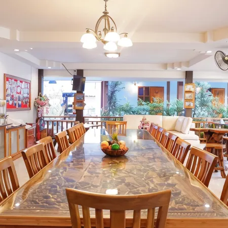 Hugpua Hotel