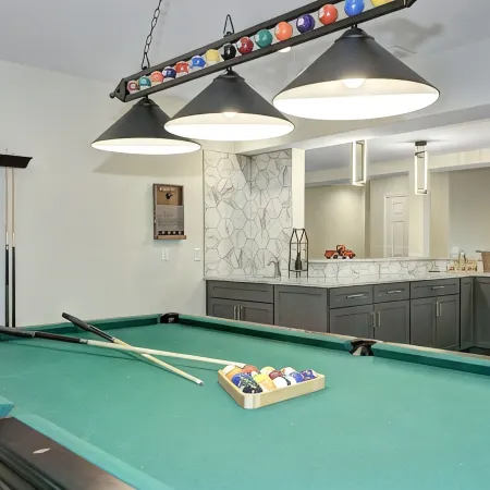 Luxurious Chalet in Blakeslee: Game Room, Hot Tub, Lake Access, Fire pit