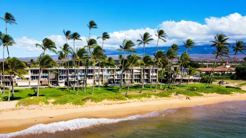Oceanfront, Split A/C, incredible sunsets, king bed, remodeled October 2023 - พร้อมWifi
