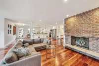 Oakton St. Inn, Evanston near Northwestern, Loyola and Chicago - 4-Sterne