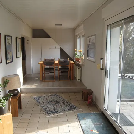 2.5 km to the city center.  Vacation apartment in a quiet location.