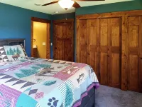 Cuyuna Lake cabin retreat. Fish, hike, bike trails, star gazing, mins to town. - 샬레 호텔