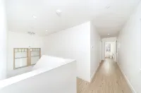 Modern Home - steps from downtown LB! - บังกะโล