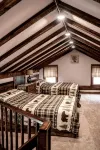 質樸山間度假潘恩溪泳池+熱水浴缸木屋 - 小木屋