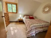Come in & cozy up in beautiful lodge in Waterville Valley. - 3성급