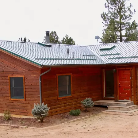 Gorgeous Deck View of Pike's Peak in Secluded Forest- 8 Acres; Excellent Reviews