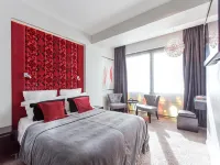 Soleil Boutique H - Bed and Breakfasts