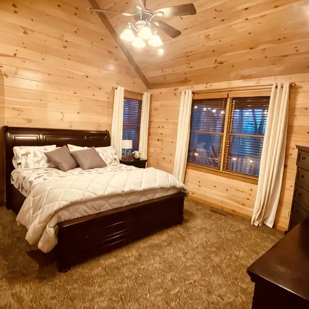 Luxurious Mountain Getaway w/ Pool and Sauna! Sleeps 20
