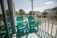 Golf cart+4BR/3B 2100sq Renovated, Large Pool and deck - جاكوزي