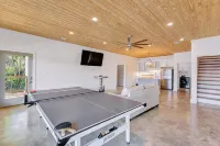 距The Barn 4.4英里-每間客房均享濱水景觀的湖畔度假屋 - 精品