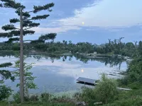 Enjoy a relaxing getaway on Prairie Lake in Cameron, WI - 3-Star