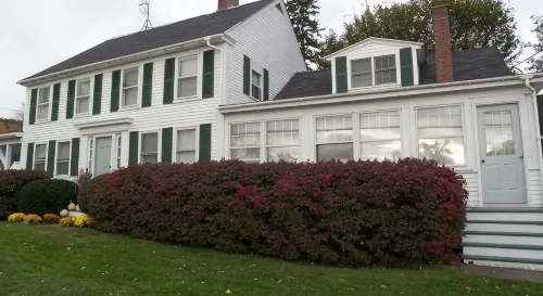 Cedar Crest Inn - Inns