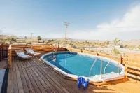 Desert Oasis with Star Gazing/Fire Pit/Games/Spa and Pool/BBQ - مسبح