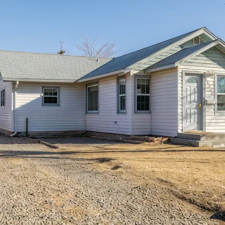 Charming Cody Home - sleeps 5, walking distance to downtown!