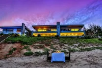 Canelands Beach Club - Beach