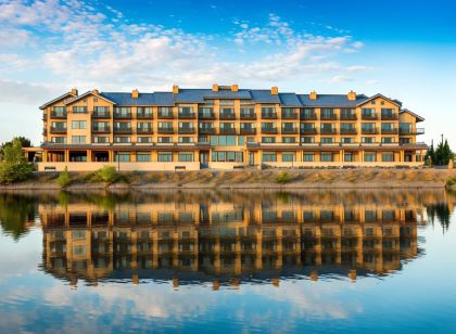 The Lodge at Columbia Point