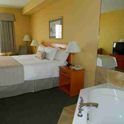 Days Inn by Wyndham Orillia Rooms