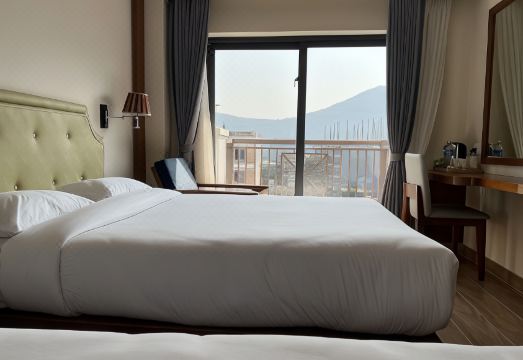 Hotel Fewa Trip Hotel Overview