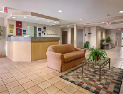 Microtel Inn & Suites by Wyndham Pueblo