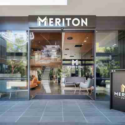 Meriton Suites North Sydney Hotel Exterior