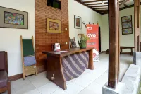 NDalem Joglo Krawitan Syariah