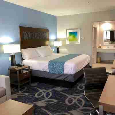 Baymont by Wyndham Houston Hobby Airport Rooms