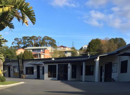 Georges Bay Apartments