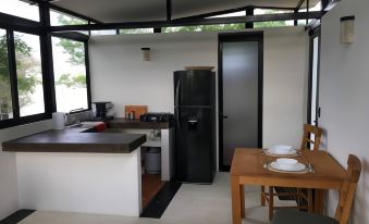 Bungalow Doble Con Vista Parcial Al Mar, Cocina Completa