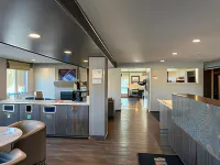 Super 8 by Wyndham Lethbridge