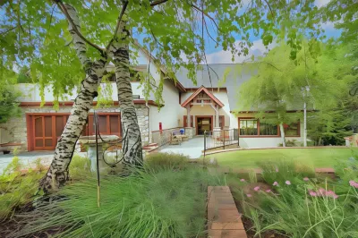 North Bay Mountains Cabins 크레스틀린 호텔