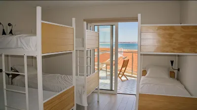 Topcity Hostel & Suites Hotel a 