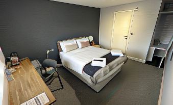 Arlan House, Central Basingstoke Hotel